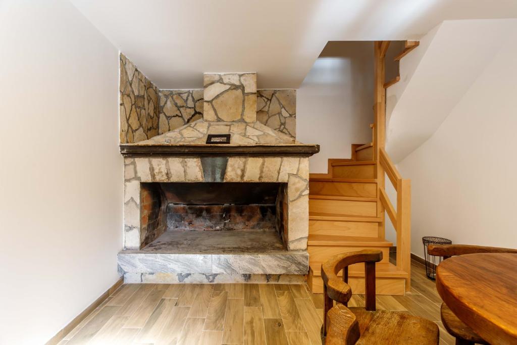Fotografie z fotogalerie ubytování Villa Marija with heated pool v destinaci Trilj