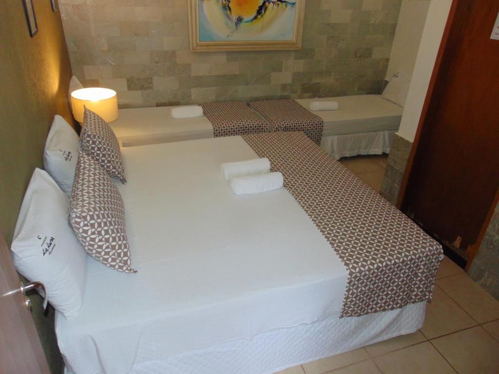  Pousada La Luna dos Pireneus -