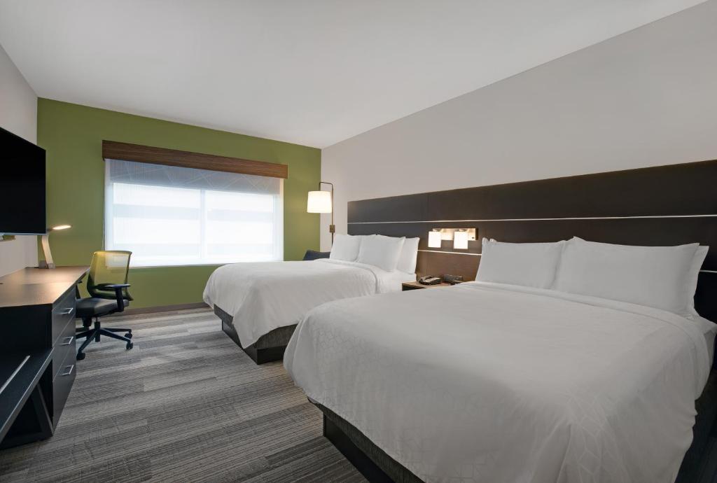 Holiday Inn Express - Milwaukee Downtown, an IHG Hotel - 