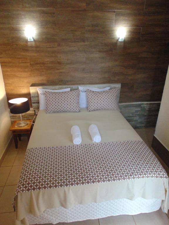  Pousada La Luna dos Pireneus -