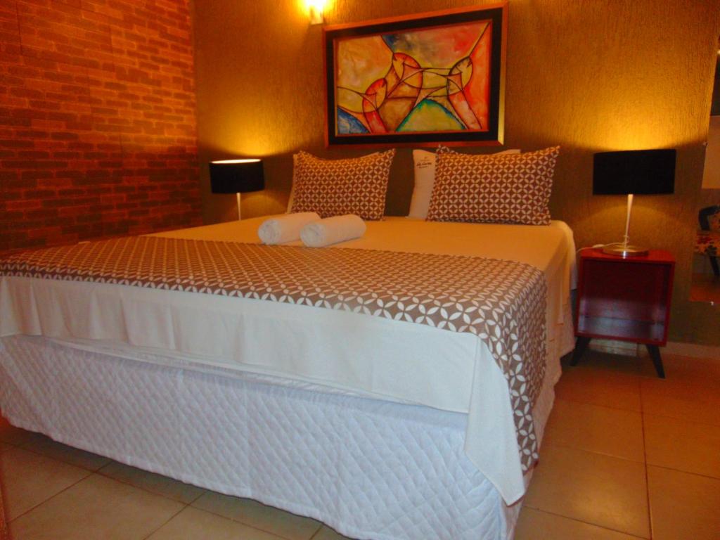  Pousada La Luna dos Pireneus -