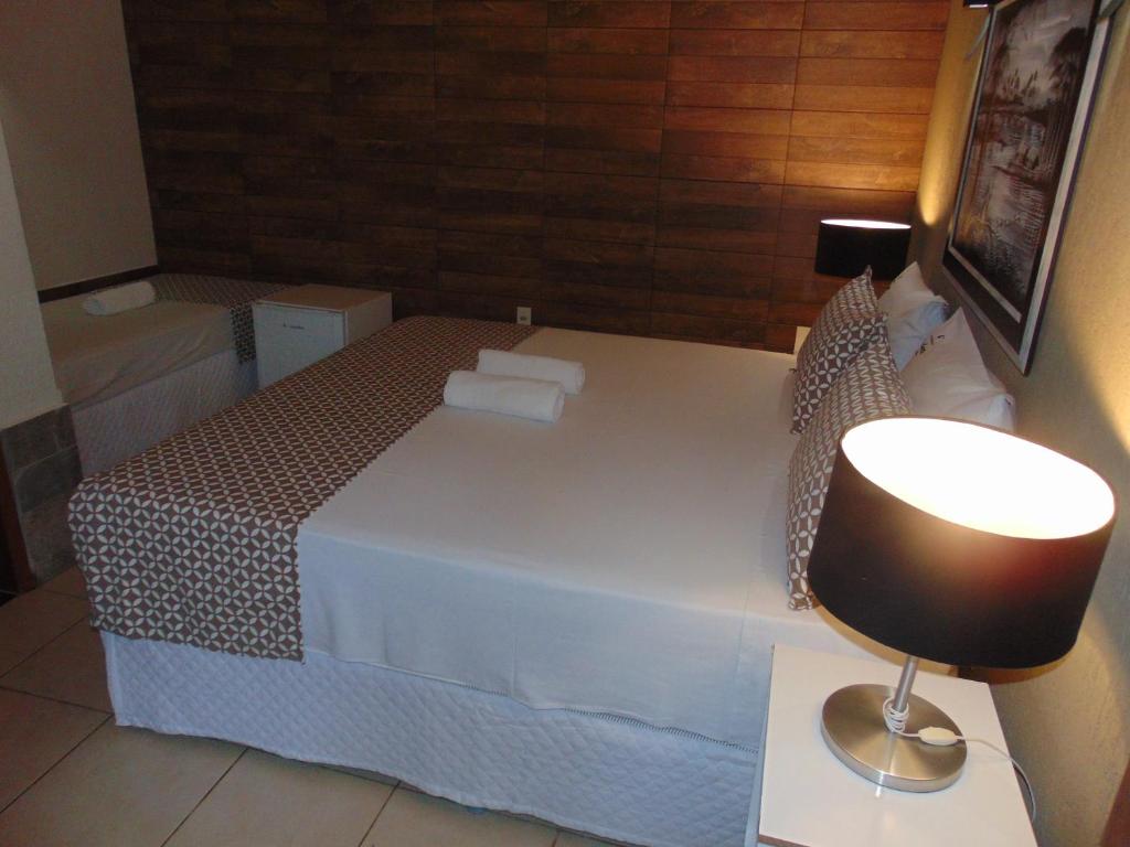  Pousada La Luna dos Pireneus -