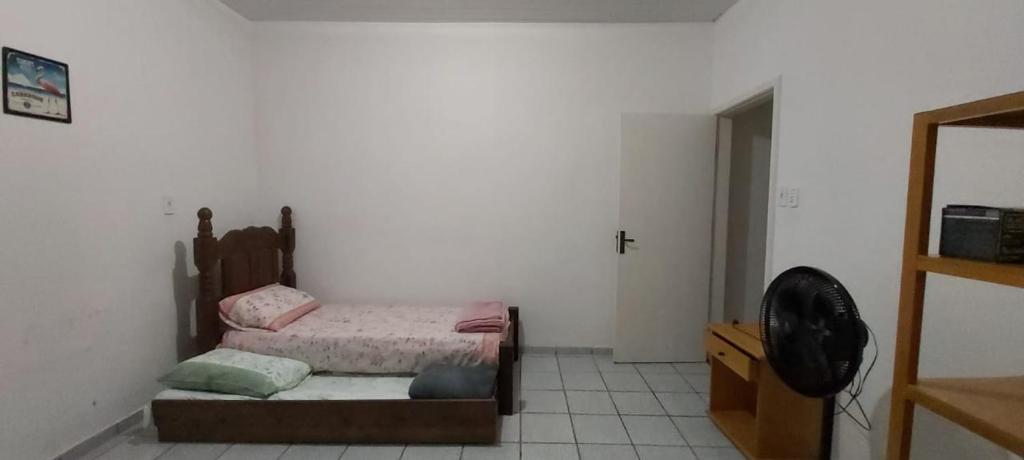  CASA COM SAUNA e PISCINA NO CENTRO