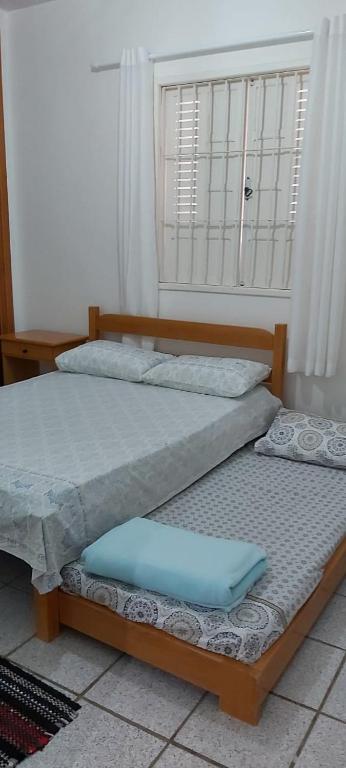  CASA COM SAUNA e PISCINA NO CENTRO