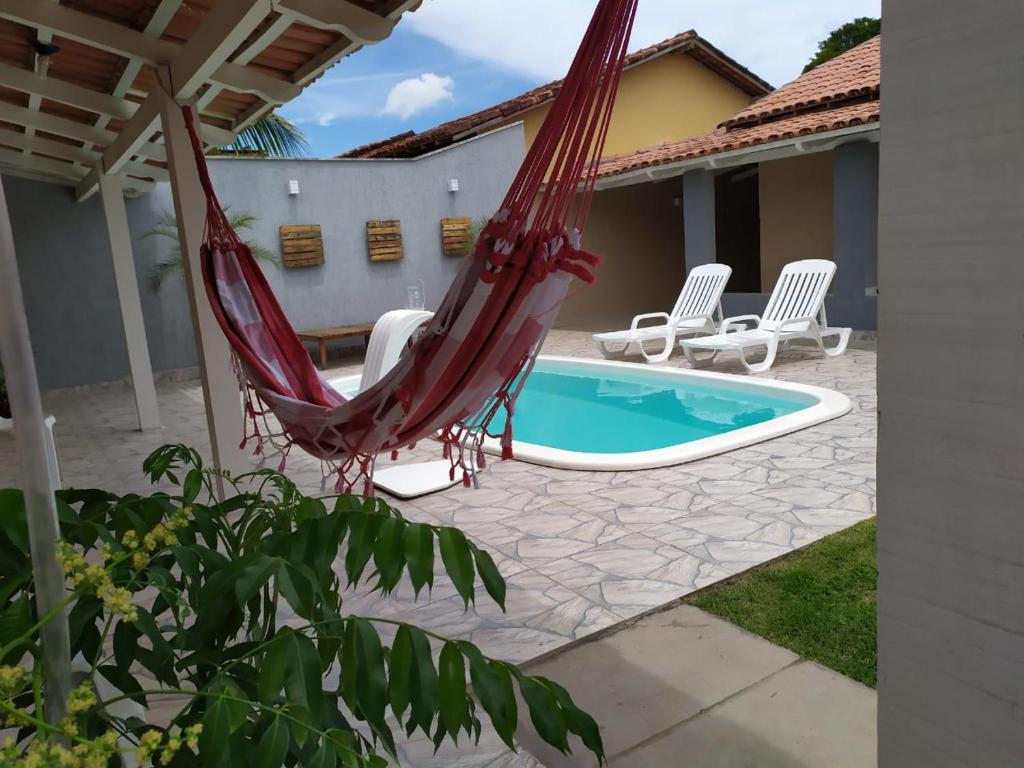  CASA COM SAUNA e PISCINA NO CENTRO
