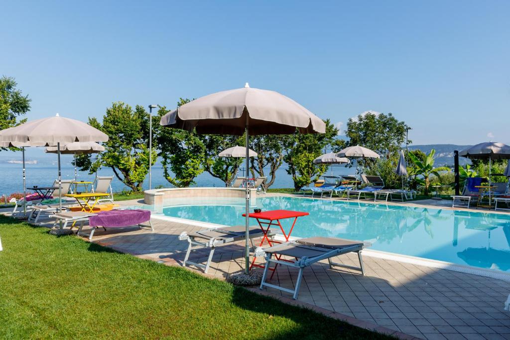 Bazén v ubytování Hotel San Marco nebo v jeho okolí