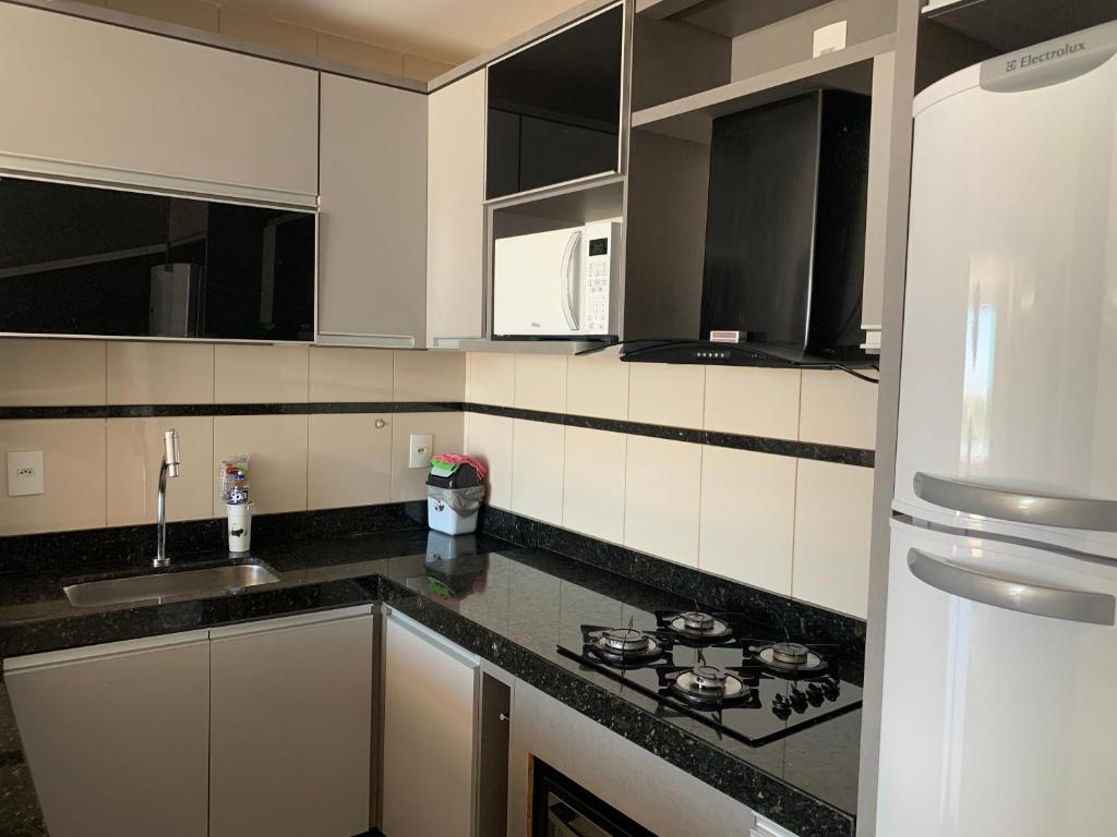  Luxuosa Cobertura com Piscina Praia Grande - Residencial Sophia I