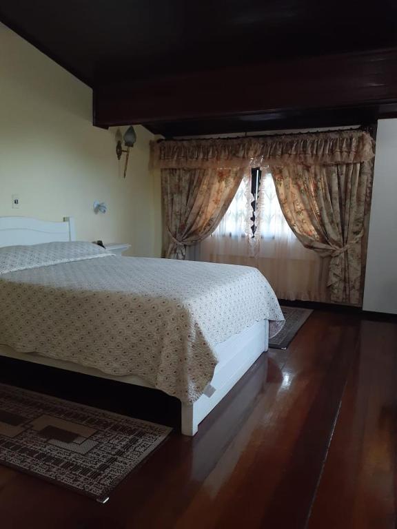  Gallardin Palace Hotel