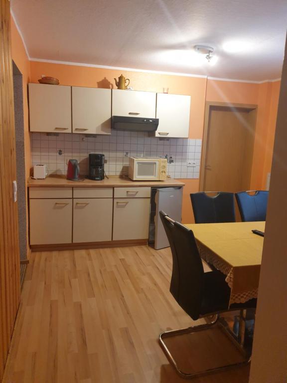 Kuchyň nebo kuchyňský kout v ubytování Ferienwohnungen lemberg