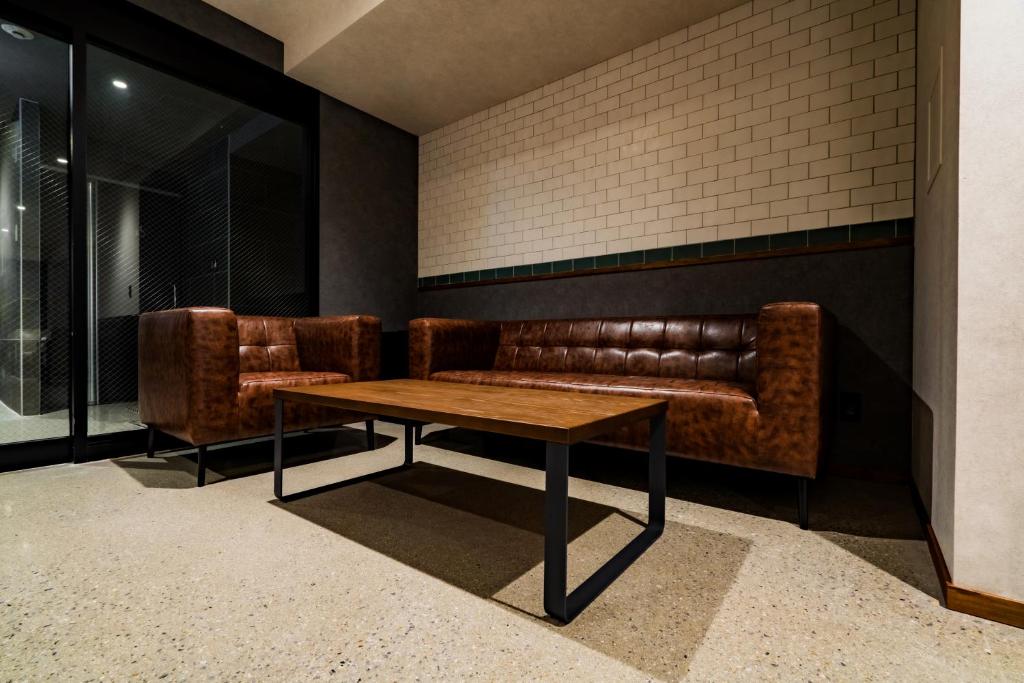 Posezení v ubytování Randor Hotel Namba Osaka Suites