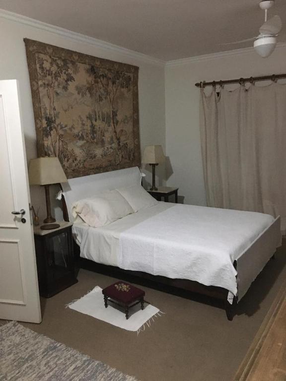  Villa Serena Bed & Breakfast