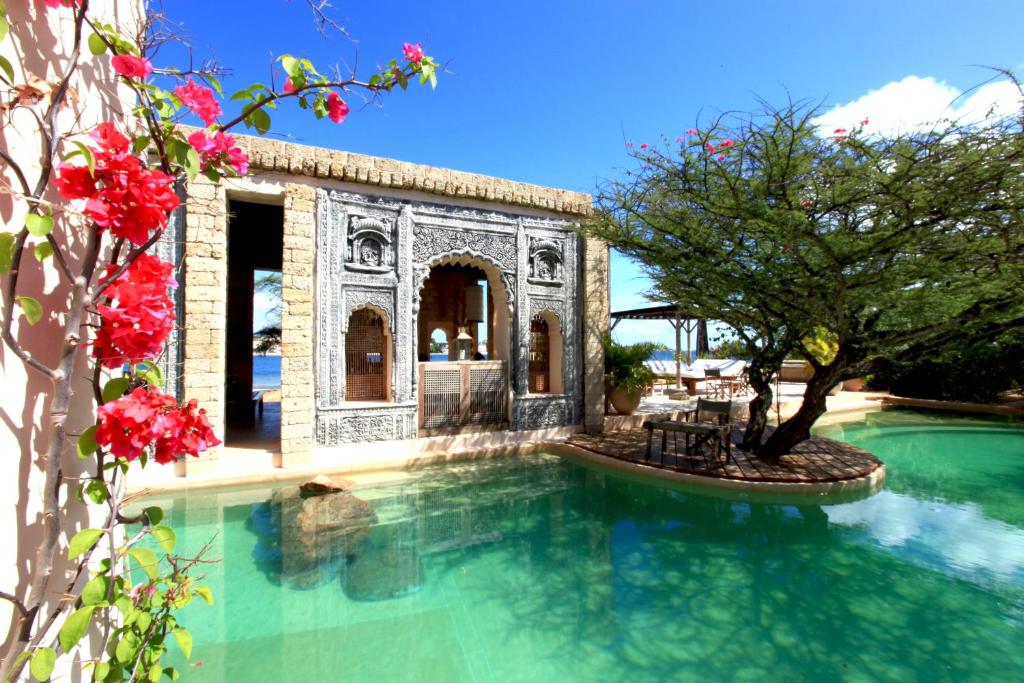 Bazén v ubytování The Majlis Resort nebo v jeho okolí