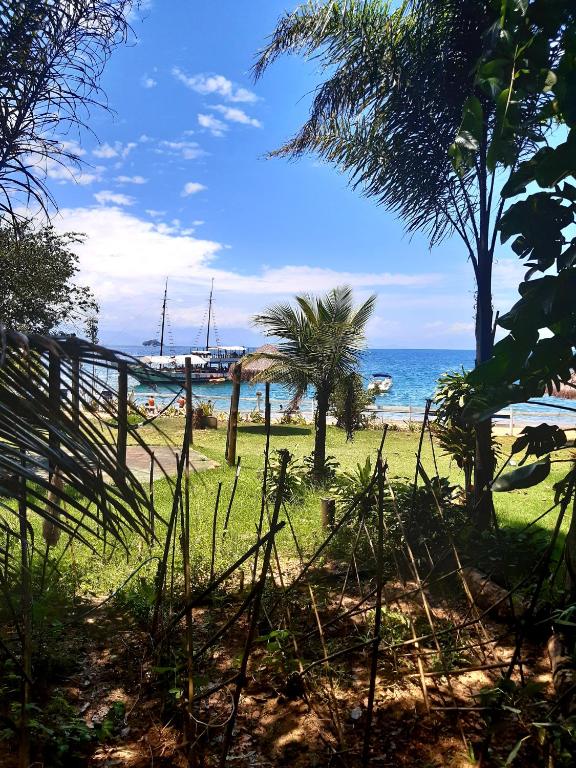  Happy Hammock Eco Beach