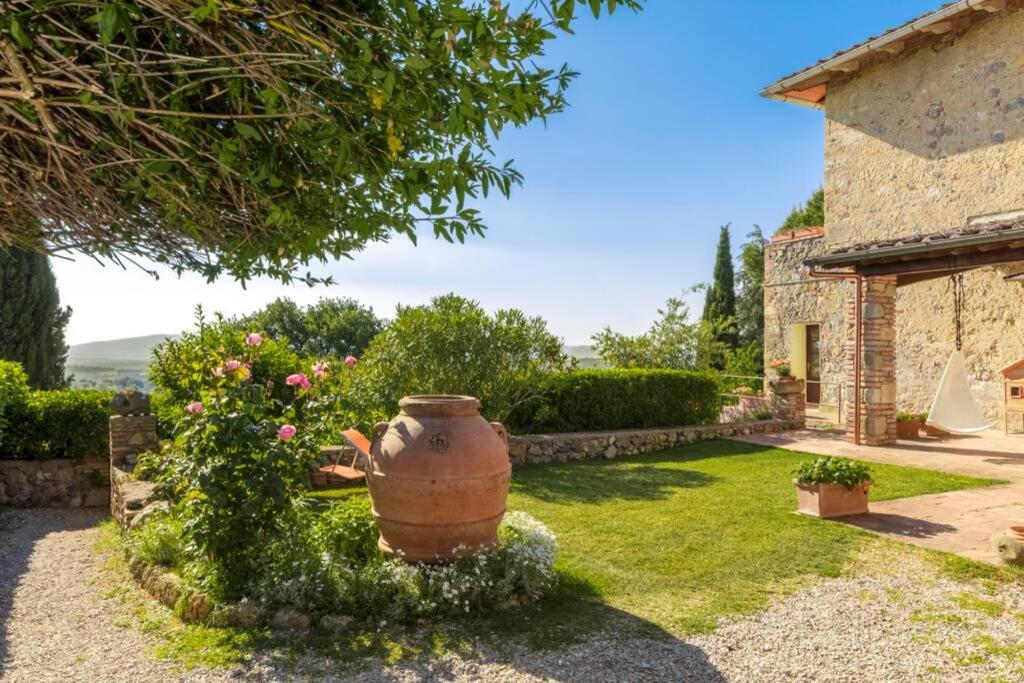 Vonkajšia záhrada v ubytovaní CASA GIOVANNA