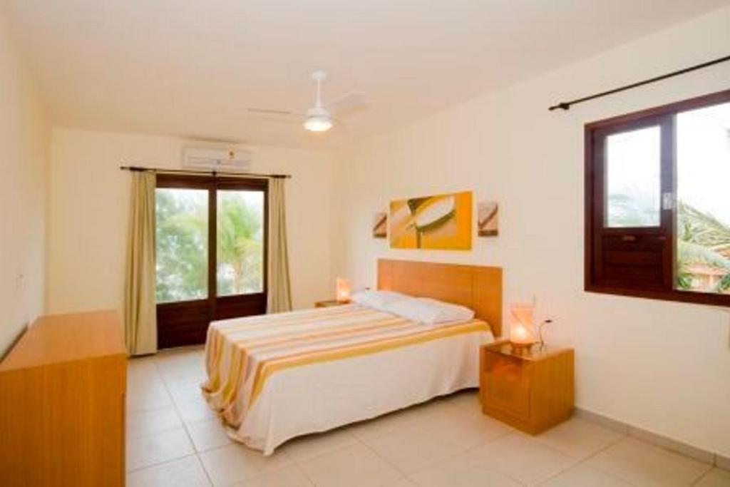  Chalé condomínio beira mar em Zumbi Beach Resort