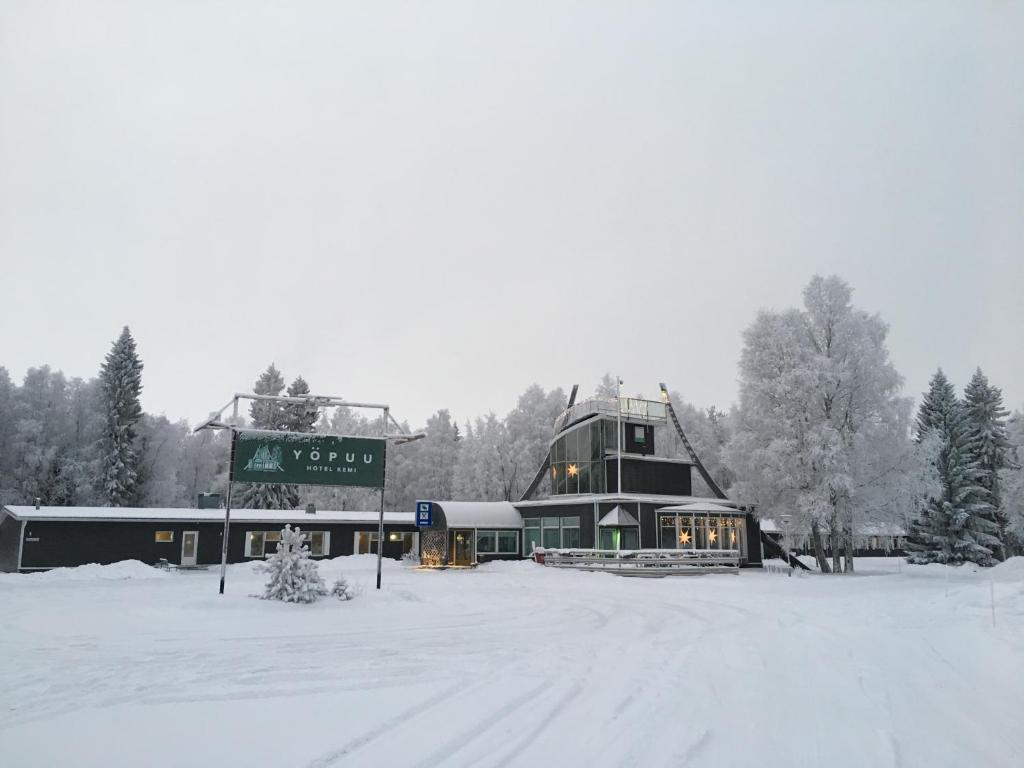 Hotel Yöpuu v zimě