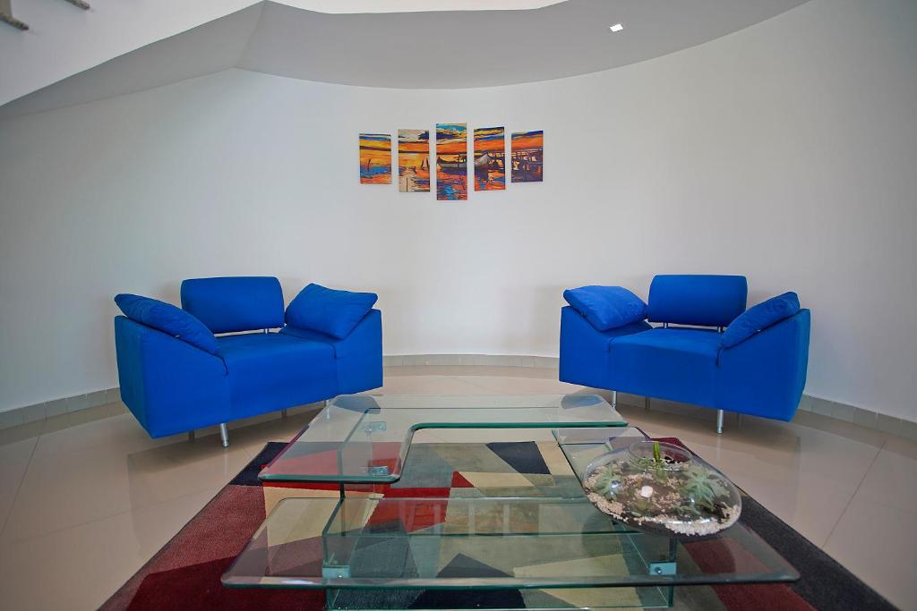 Cliffside Cap Ferrat Boutique Hotel