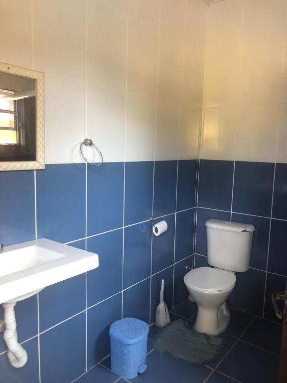  Casa com piscina