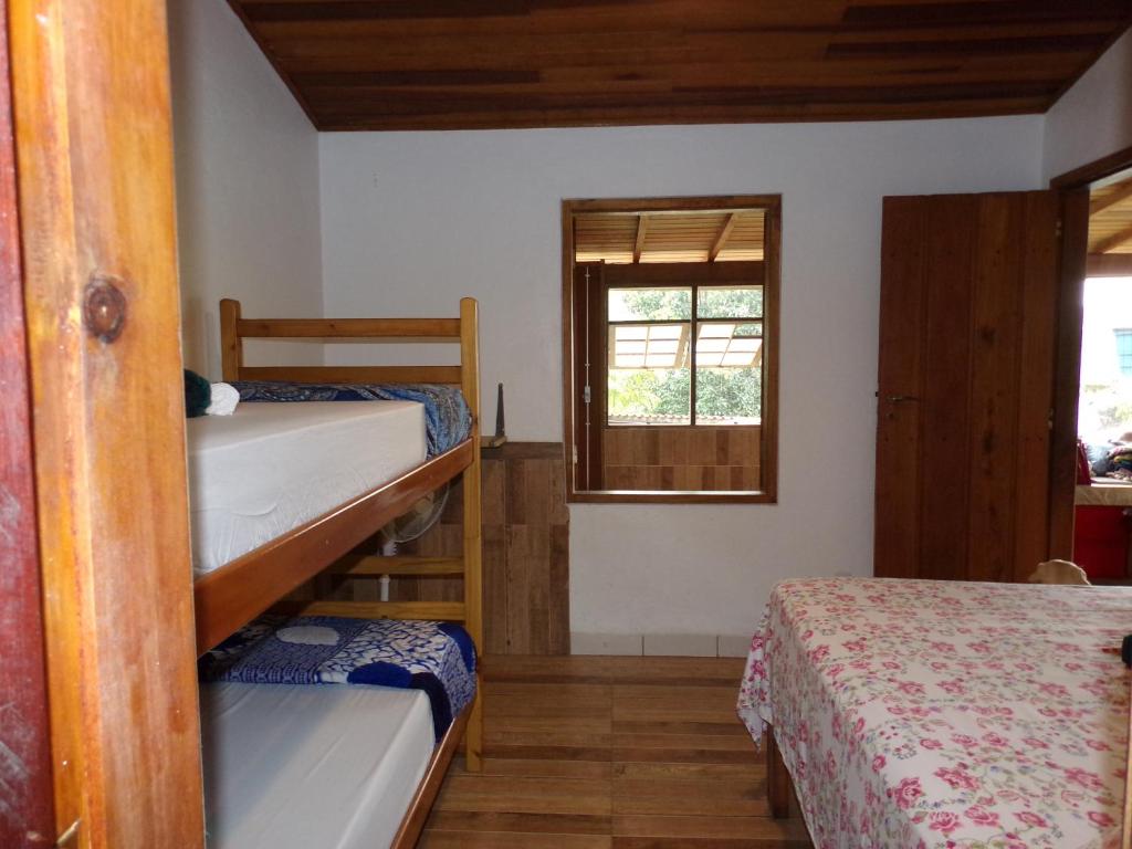  Casa a Beira da Cachoeira com Quintal para seu Pet