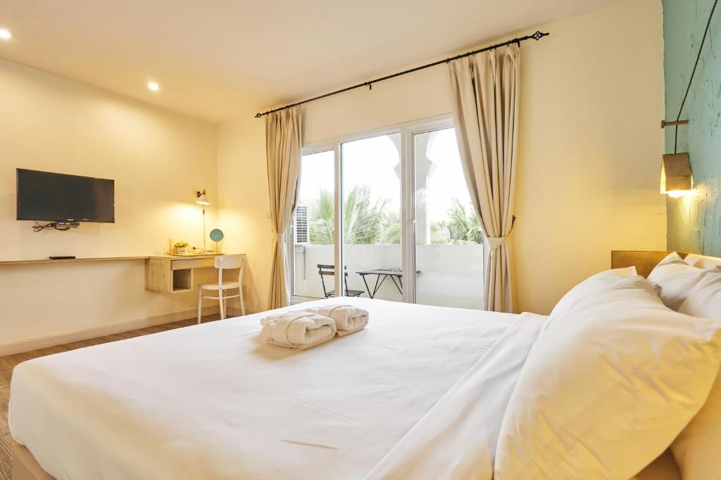 Talay Hotel and Villa Cha-am - Deluxe Double Room