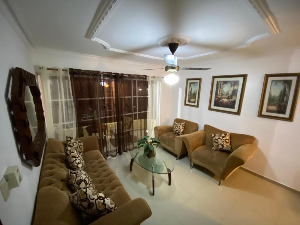 1 Dominican Republic Huge cozy 3 bedrooms WIFI INVERT for light