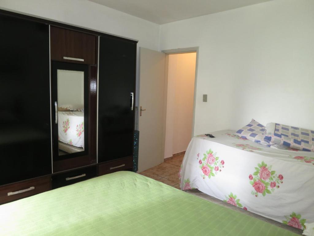  Apto Canto do Forte - Praia Grande - Local Privilegiado - 100 metros da Praia