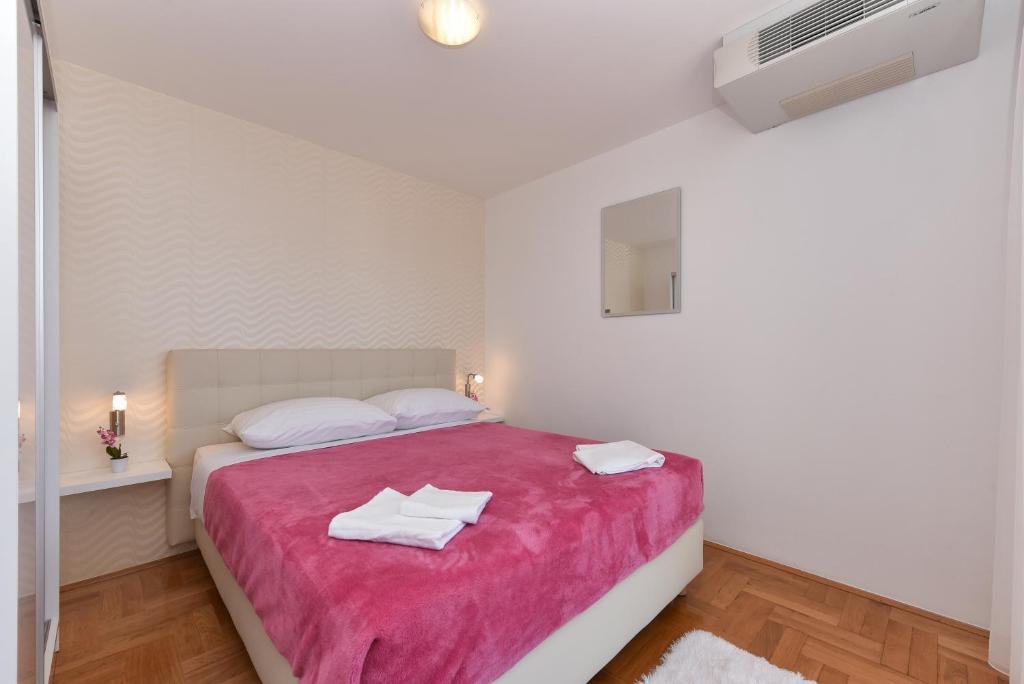 Posteľ alebo postele v izbe v ubytovaní Villa Gravic 1