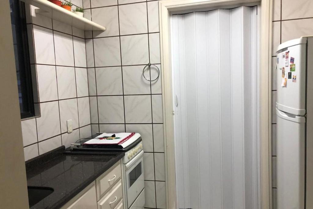  Apartamento Meia Praia
