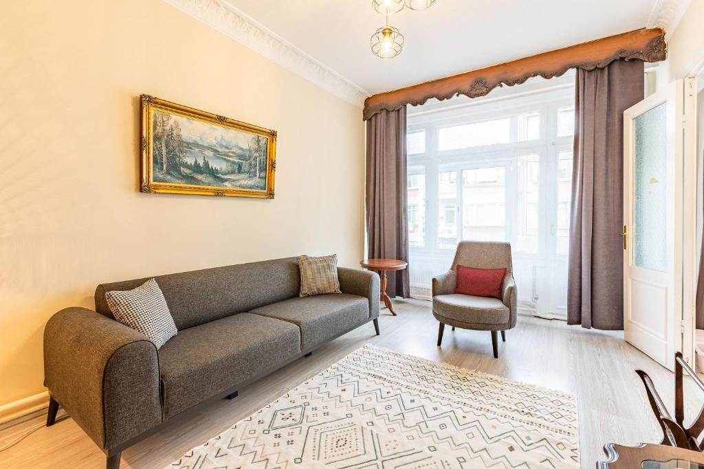 Charming Apartment Surrounded By Vibrant Attractions In Kadikoy