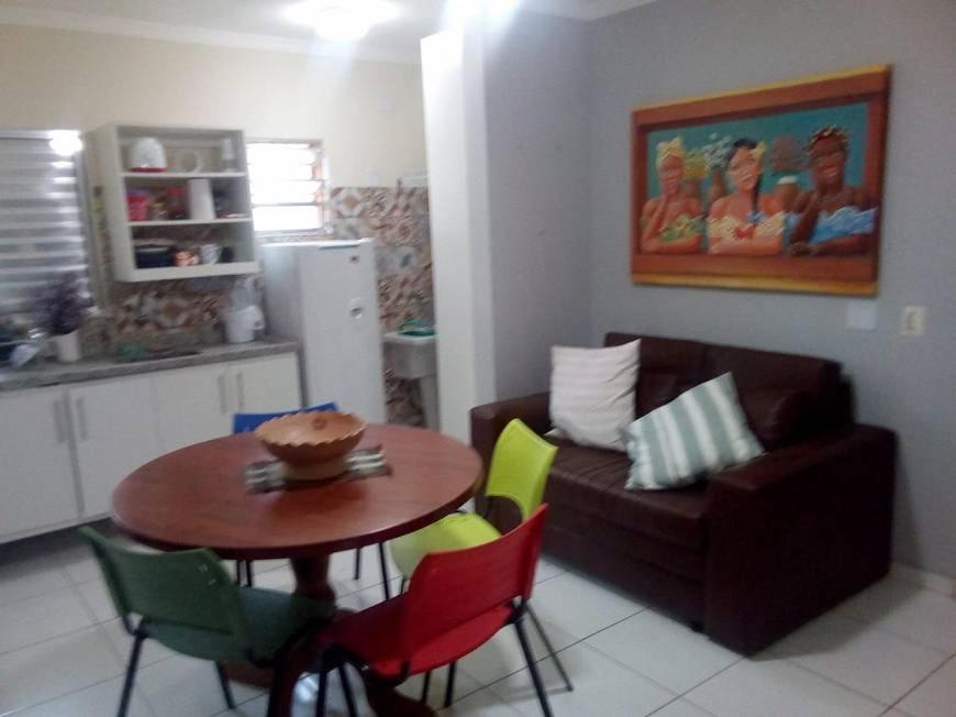  APTO EM UBATUBA - CONDOMÍNIO FECHADO COM PISCINA