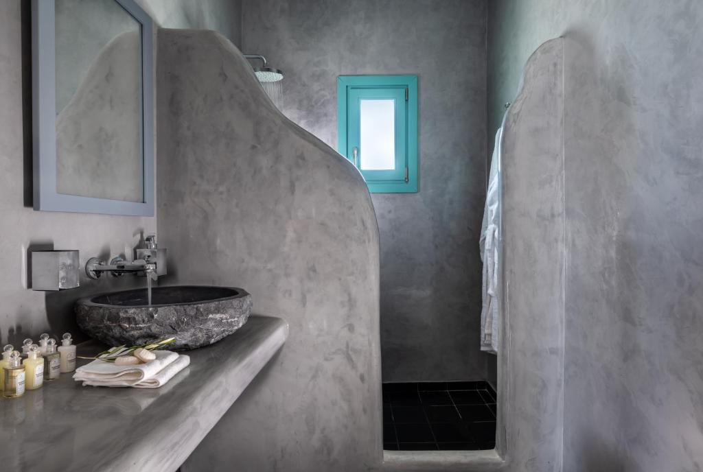 Fotografie z fotogalerie ubytování Santa Irina Luxury Sunny Lofts v destinaci Perivolos