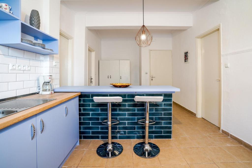 Dimitra Beach Apartments - Nea Karvali Kavala - Apartment With Garden View