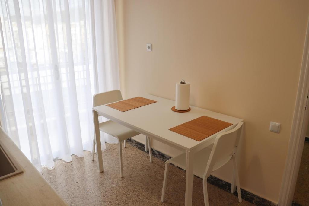 ☆Minimal 6 floor Apartment in the Center of Patras