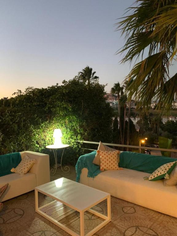 Posezení v ubytování Villa Rosa luxury private large Villa to rent