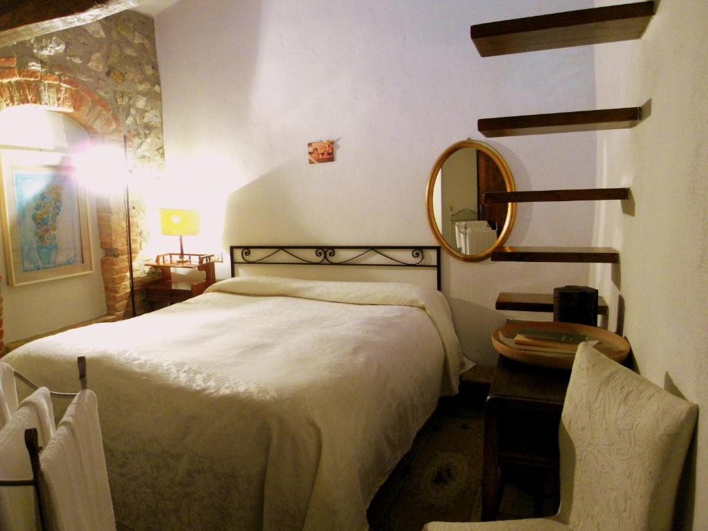 Guest House il Borgo di Sempronio - Apartamento Com Vista - Pisos Separados