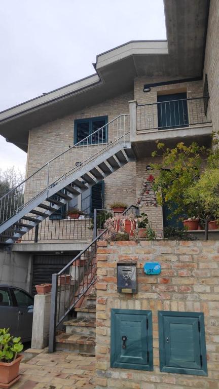 Budova, kde se bed and breakfast nachází