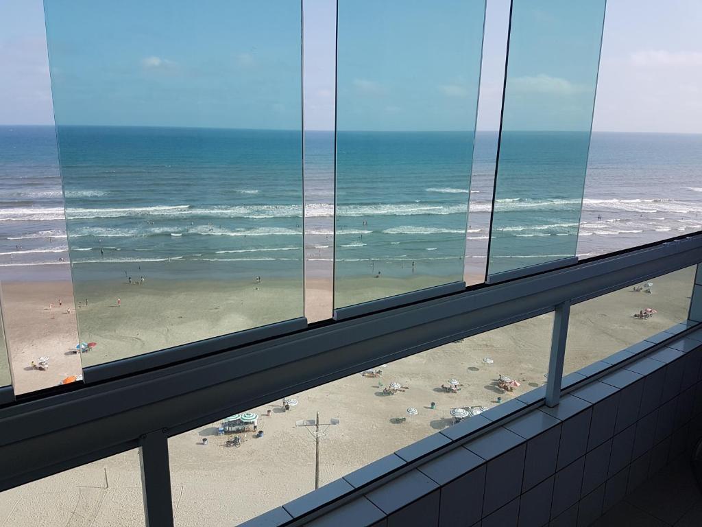  Pedacinho do céu - Frente ao Mar +Varanda Gourmet