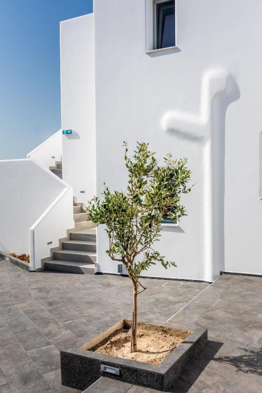 Imagem da galeria de Olea Bay Hotel em Adamas