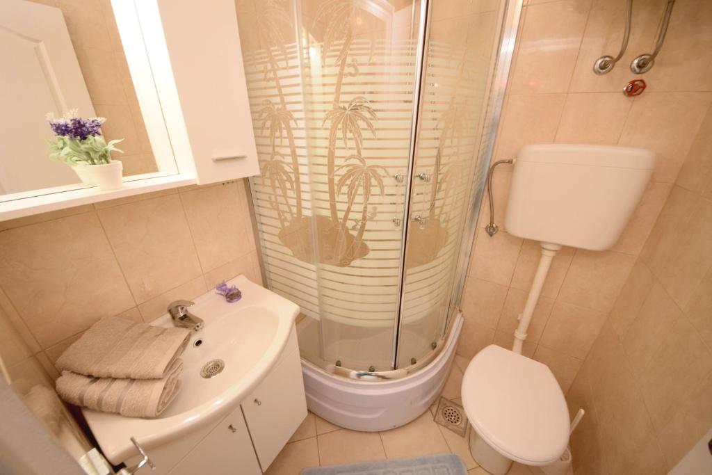 Kúpeľňa v ubytovaní Apartments Cale