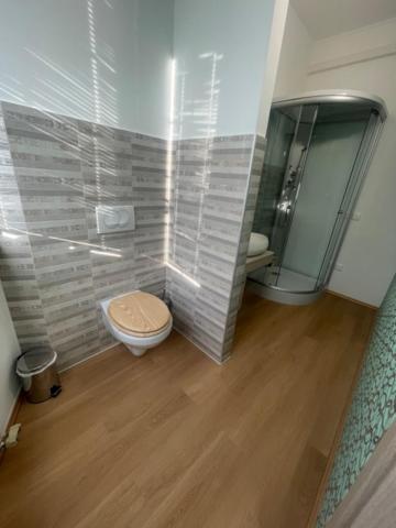 Koupelna v ubytování Room Oaza Miru