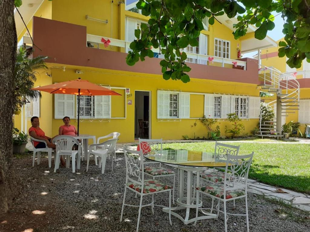  Casas Amarelas