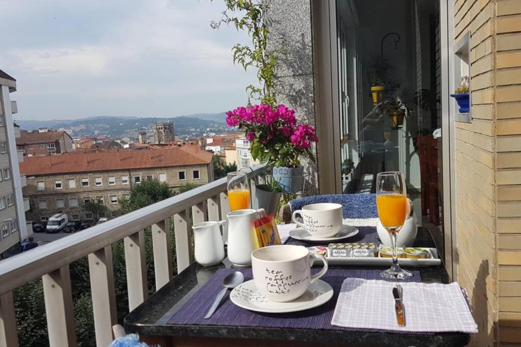 Amplio y luminoso piso en el centro de Ourense - Hizvo