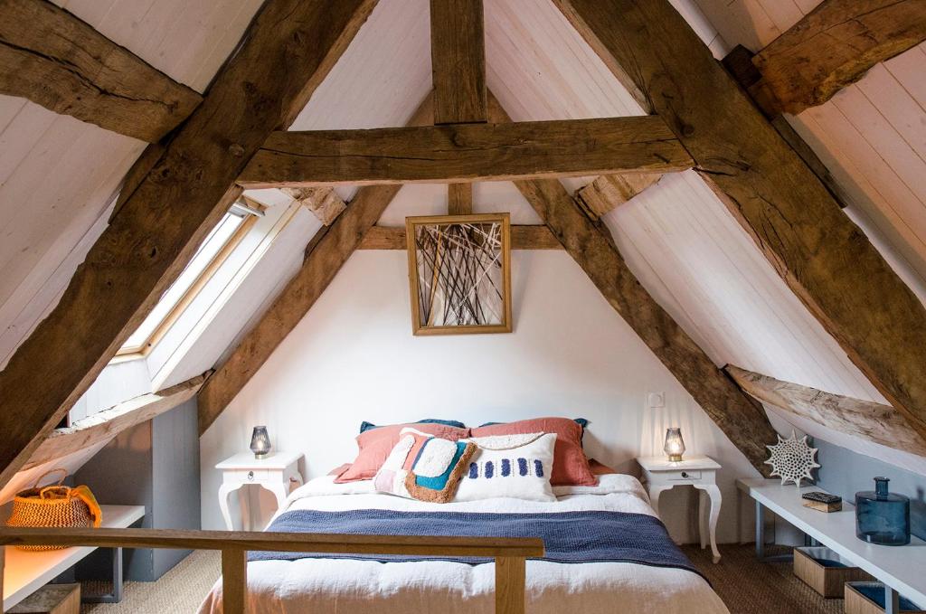 Postel nebo postele na pokoji v ubytování Maison de charme Finistere 4 personnes
