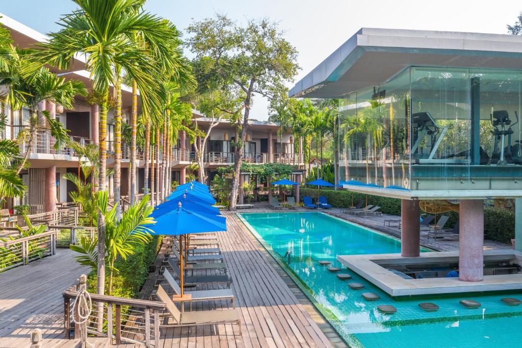 an image of the pool at the resort at Sai Kaew Beach Resort in Ko Samed