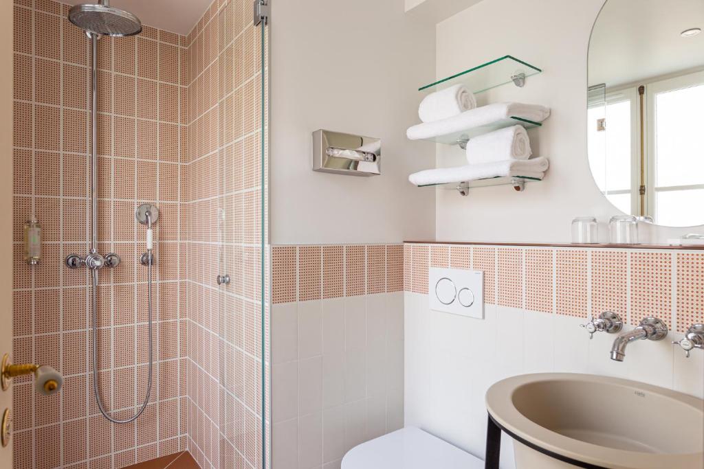 Bonsoir Madame - Resim 29