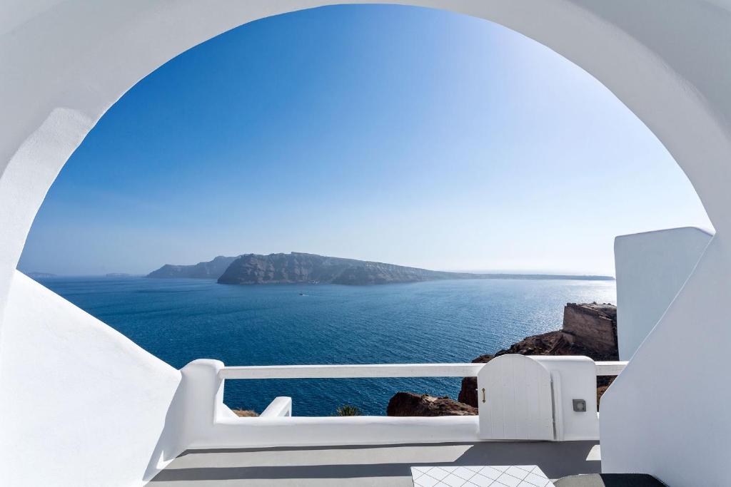 Charisma Suites - 11