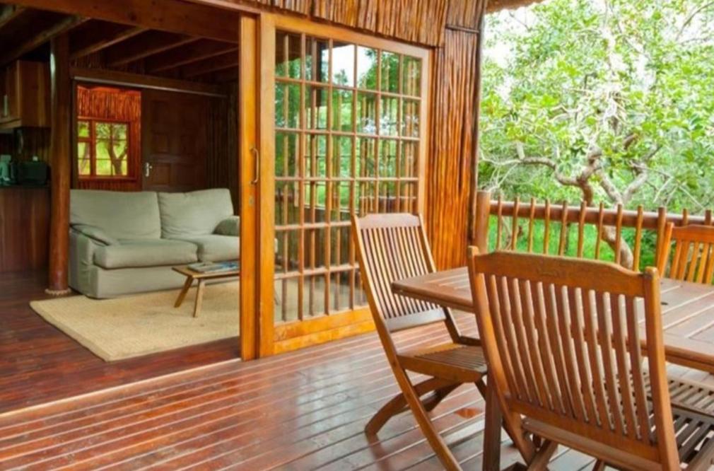 Amafu Forest Lodge - Bungalow Con Patio