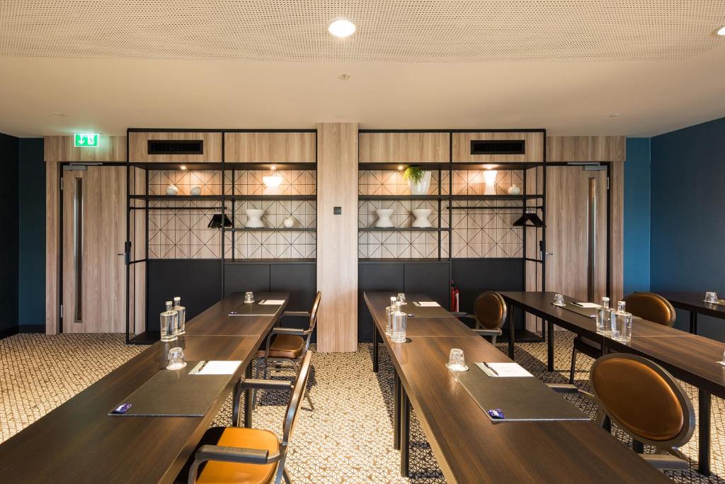 Van der Valk Hotel Düsseldorf - Resim 4