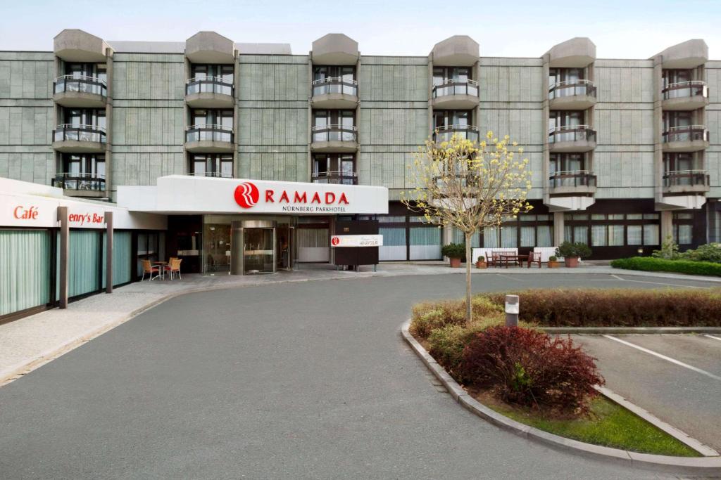 Ramada Nürnberg Parkhotel - Resim 10