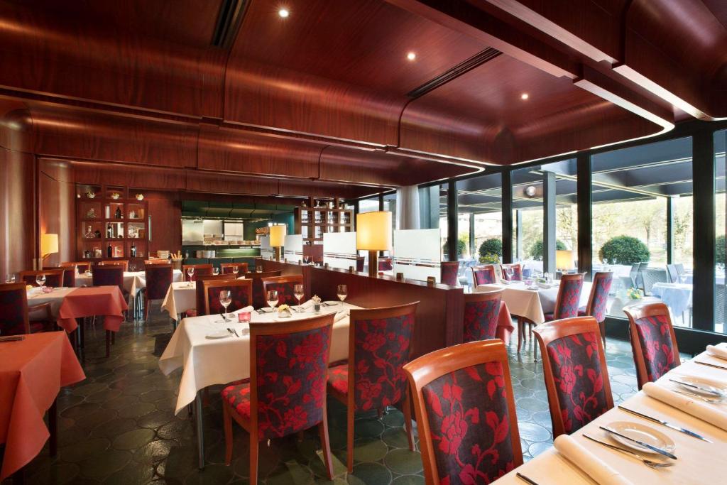 Restaurace v ubytování Ramada Nürnberg Parkhotel